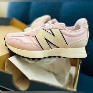 New Balance 327 Women Sneakers Casual Shoes Sugar Rose Deep Plum size 7.5